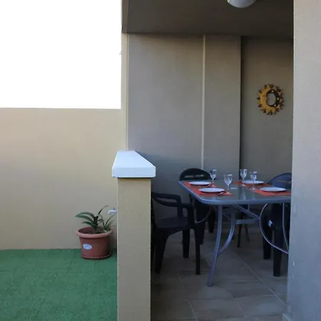 - Con Piscina Y Junto A La Playa El Médano