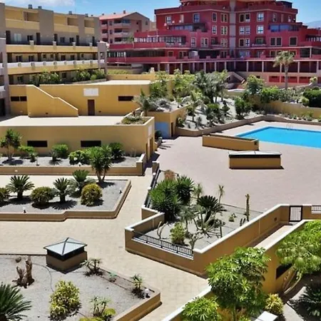 - Con Piscina Y Junto A La Playa El Médano